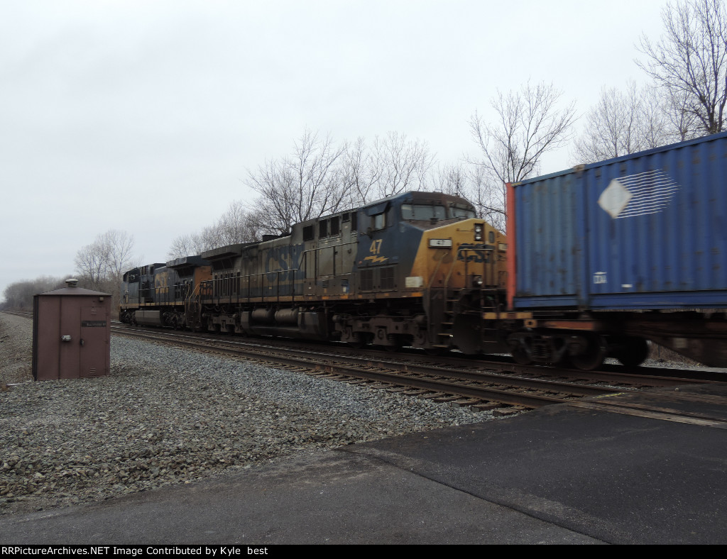 CSX 47 on I017